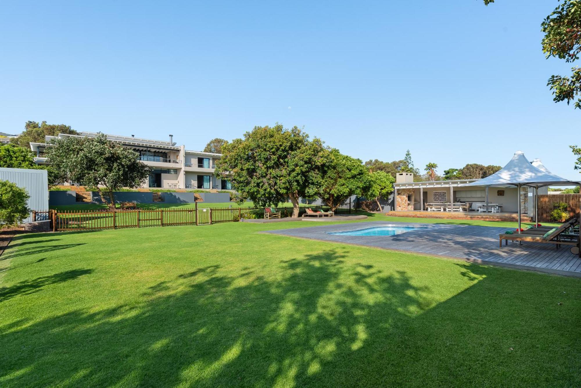 Sunset Splendour Guesthouse Noordhoek Exterior foto